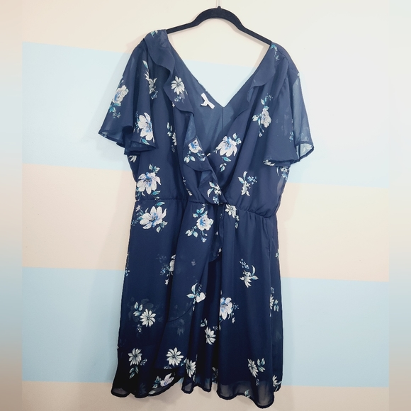 25. Maurices Plus Size Ruffled Floral Wrap Dress - Picture 6 of 7